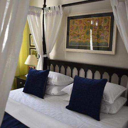 Bir High Hotel Екстериор снимка