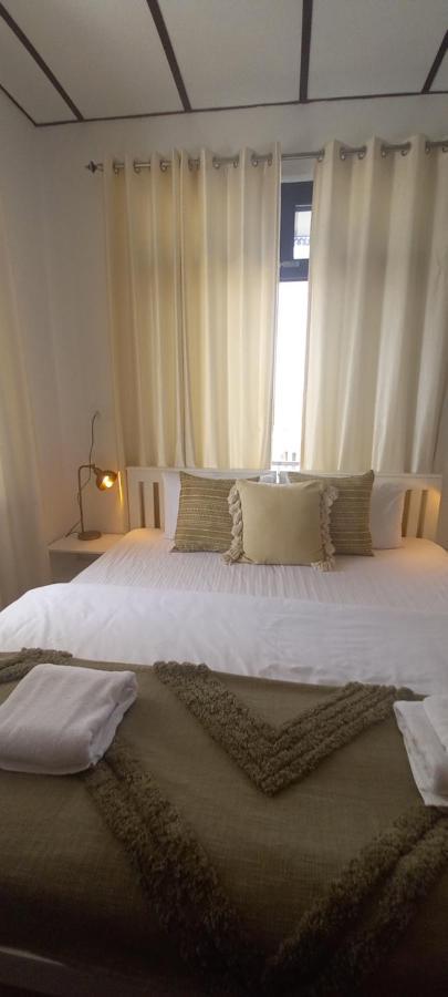 Bir High Hotel Екстериор снимка