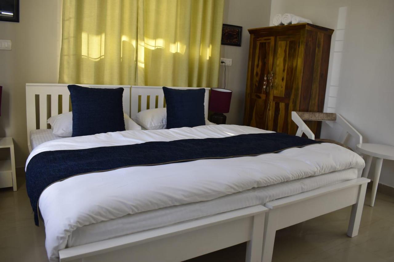Bir High Hotel Екстериор снимка