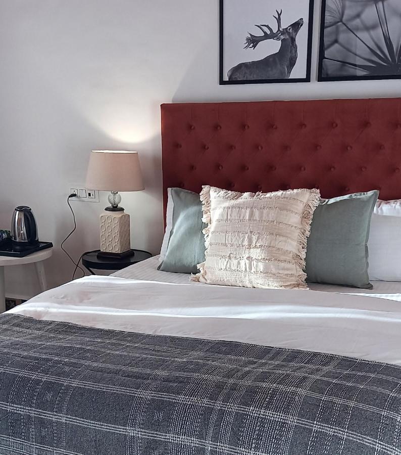 Bir High Hotel Екстериор снимка