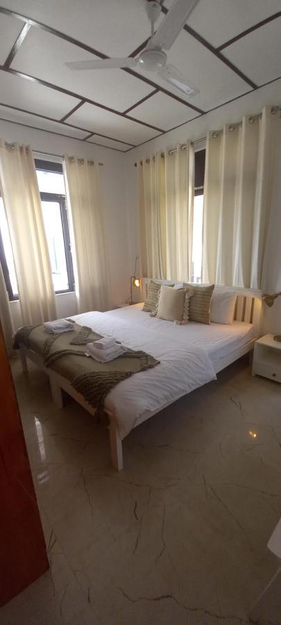 Bir High Hotel Екстериор снимка
