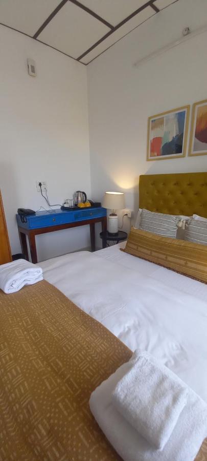Bir High Hotel Екстериор снимка