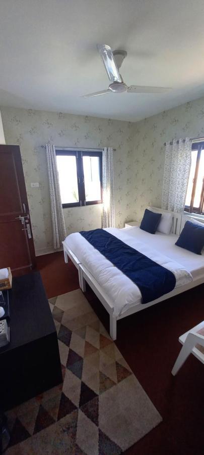 Bir High Hotel Екстериор снимка