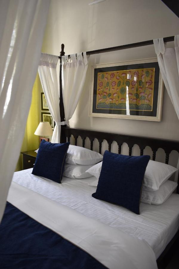 Bir High Hotel Екстериор снимка